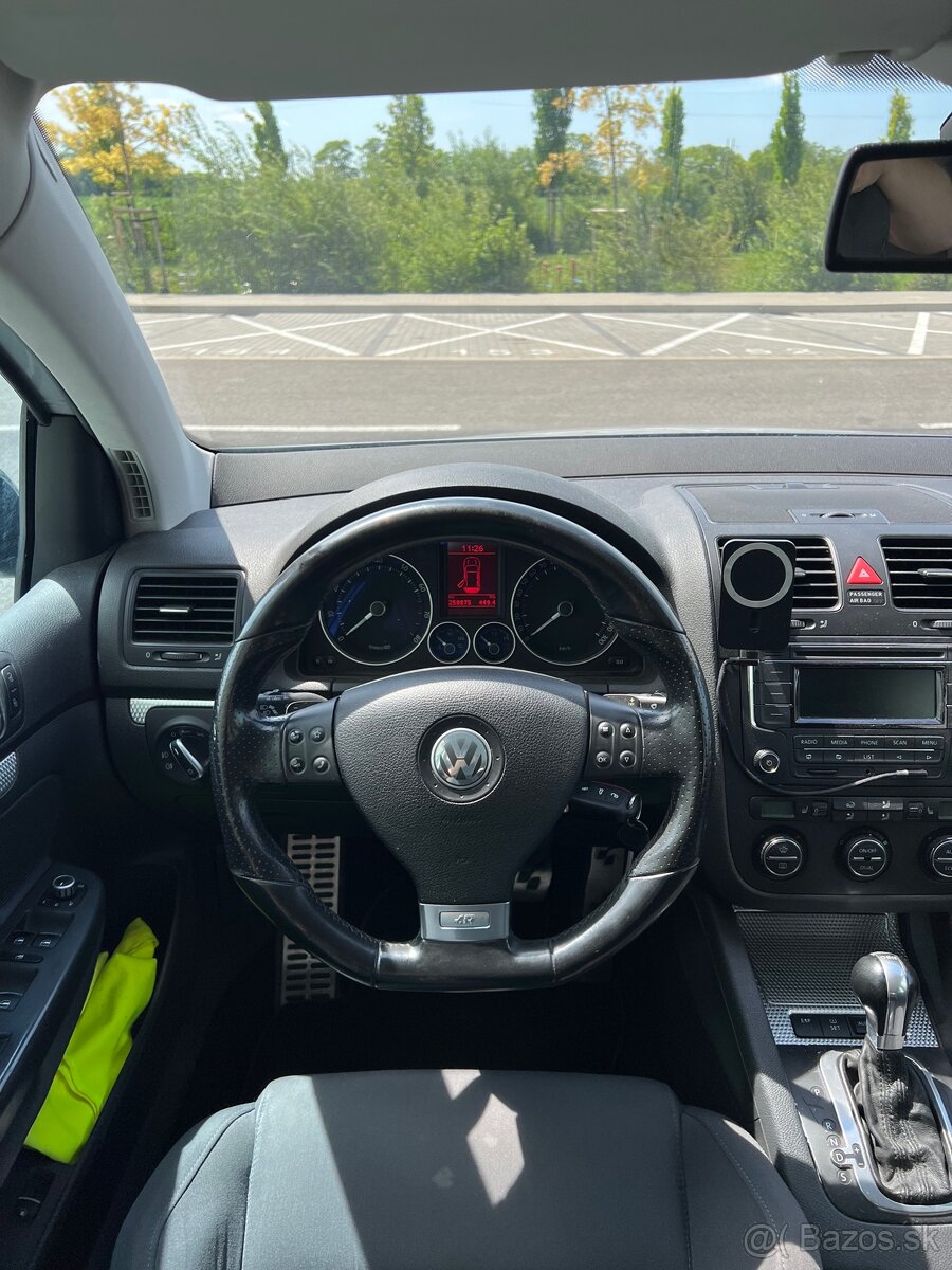 Golf 5 R32 4Motion DSG – 3.2 VR6, TOP stav, servis. história - 14