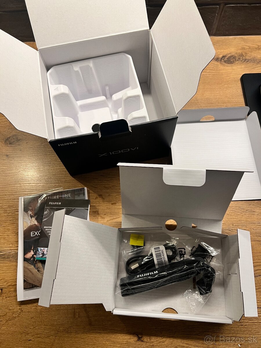 Fujifilm X100VI Čierny - 14