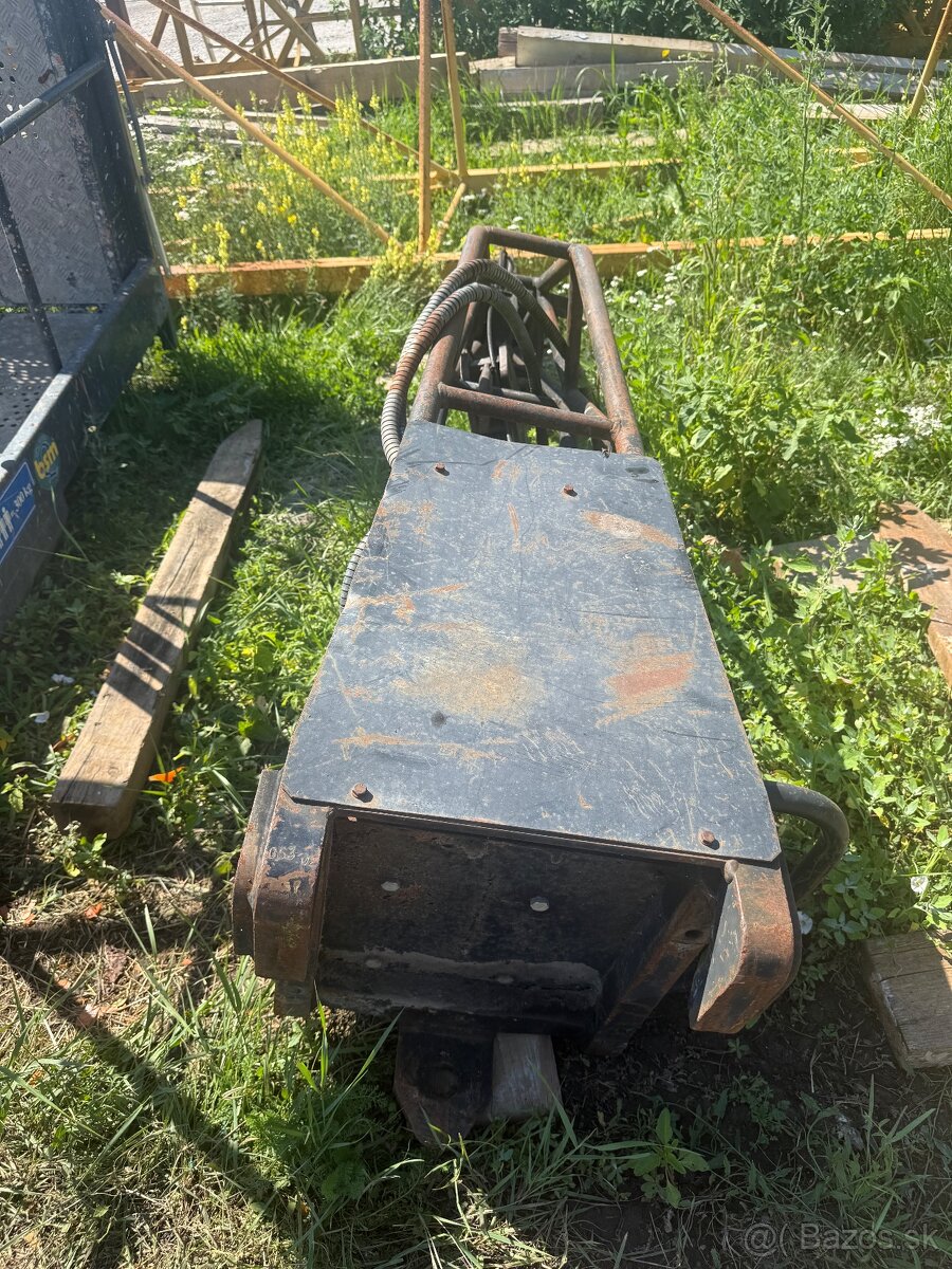 Ponúkam teleskopický Manipulátor Merlo 40.25MCSS - 14