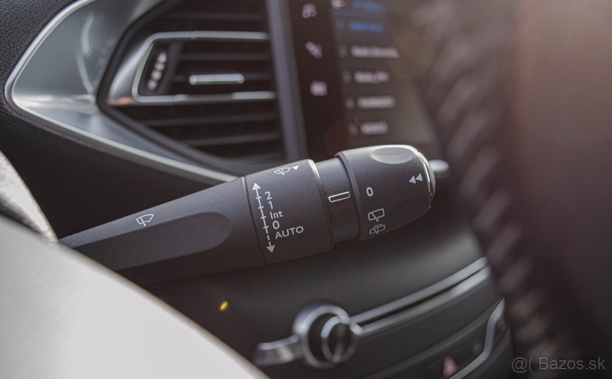 Peugeot 308 SW 2.0 BlueHDi A/T - 14