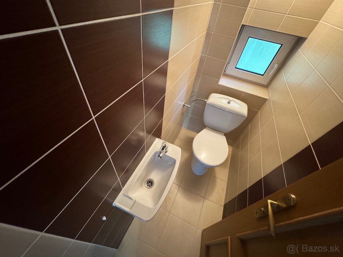 🏡 NA PREDAJ – 4-izbový byt s TERASOU, LOGGIOU, PARKOVANÍM - 14