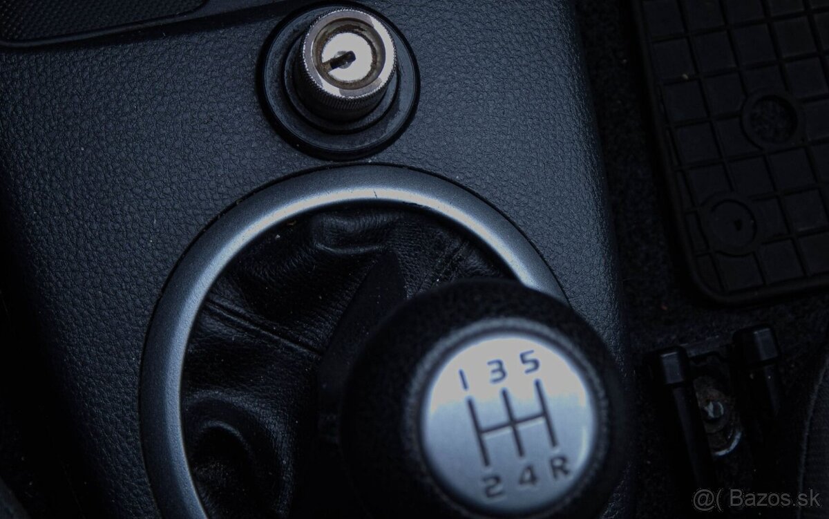 Suzuki SX4 1.5 GLX Urban Line - 14