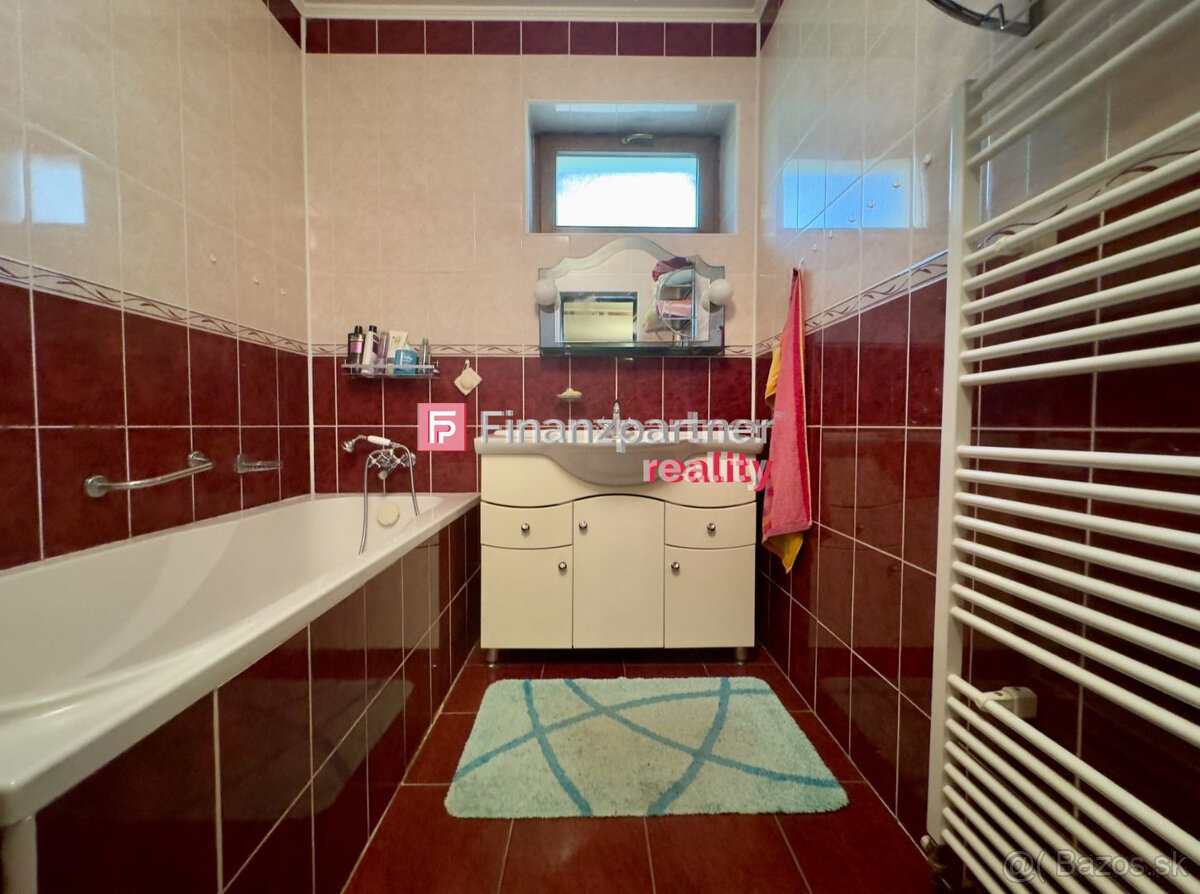 Na predaj elegantný 5-izbový rodinný dom v lone prírody - 14