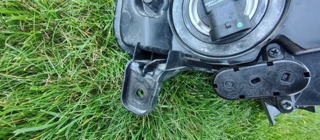 Kia Ceed 3 III CD 2018 - 2021 - Predna hmlovka mlhovka - 14