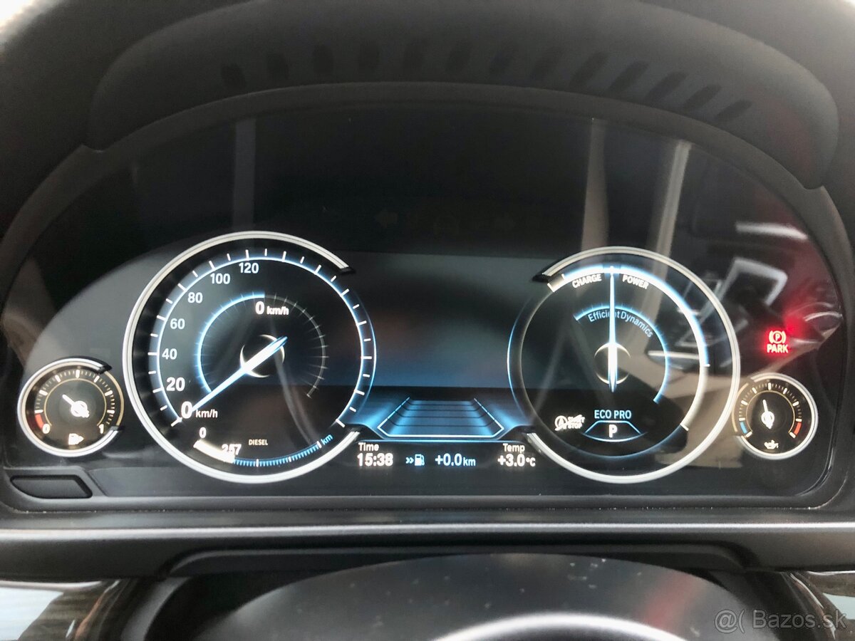 BMW 530d xDrive - 14