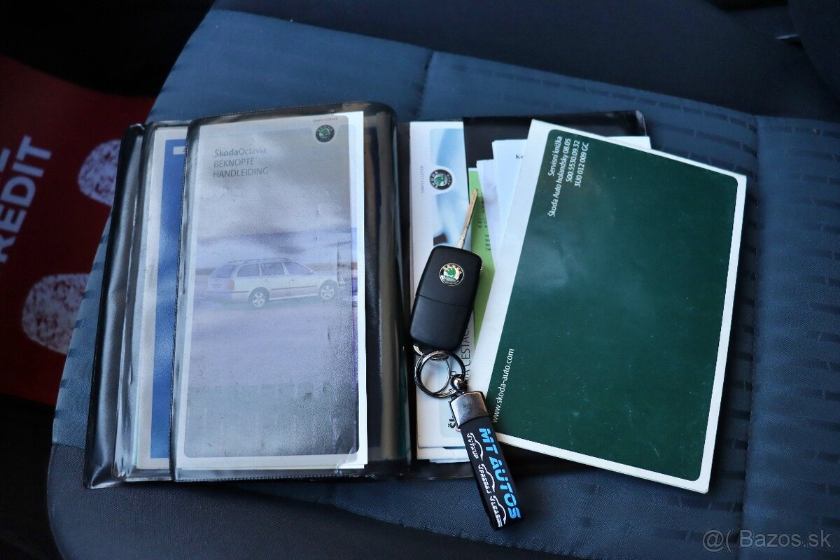 Škoda Octavia Combi 1.6i TOUR - 14