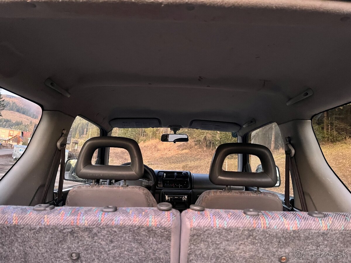 Predám Suzuki Jimny 1,3 59 kw 4x4 - 14