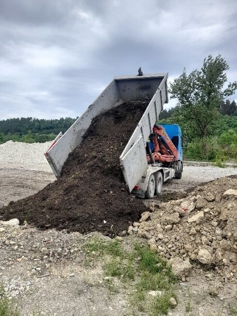 Zemné a výkopové práce,doprava a služby - 14