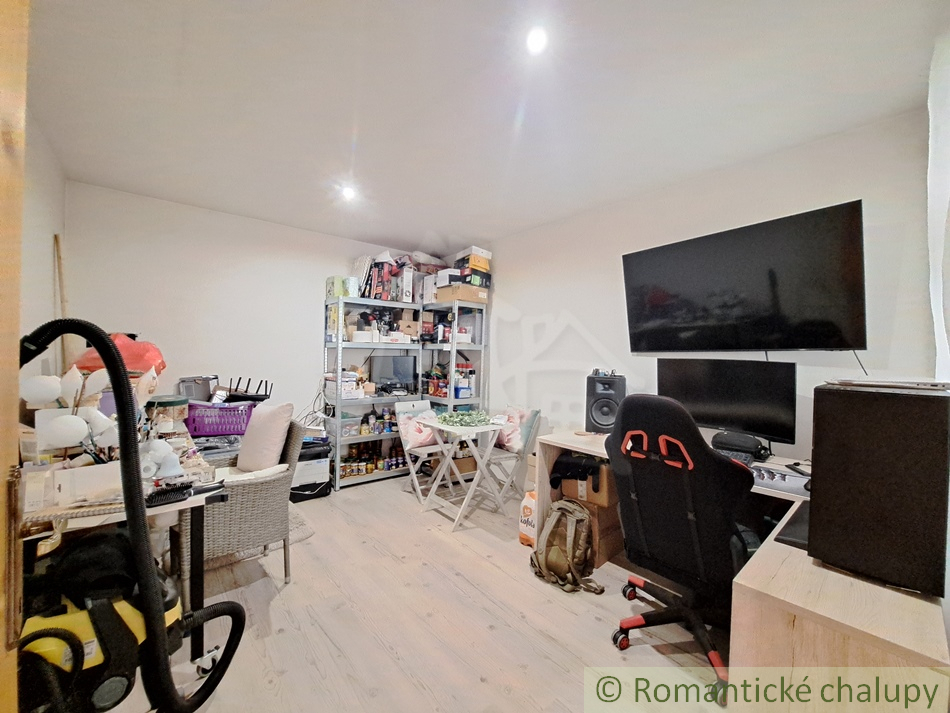 Vidiecky domček s romantickou a chalupárskou atmosférou v - 14