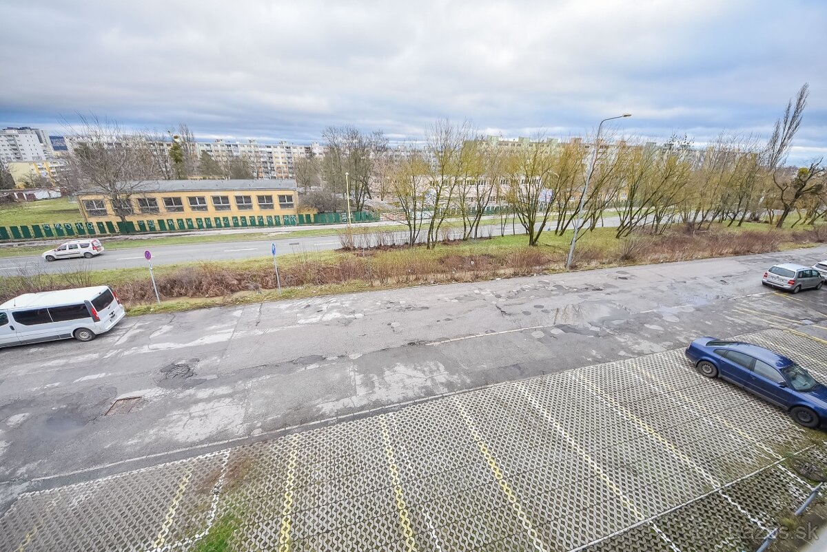 1,5-IZB. BYT SO ZARIADENÍM, KOŠICE – ZÁPAD - 14