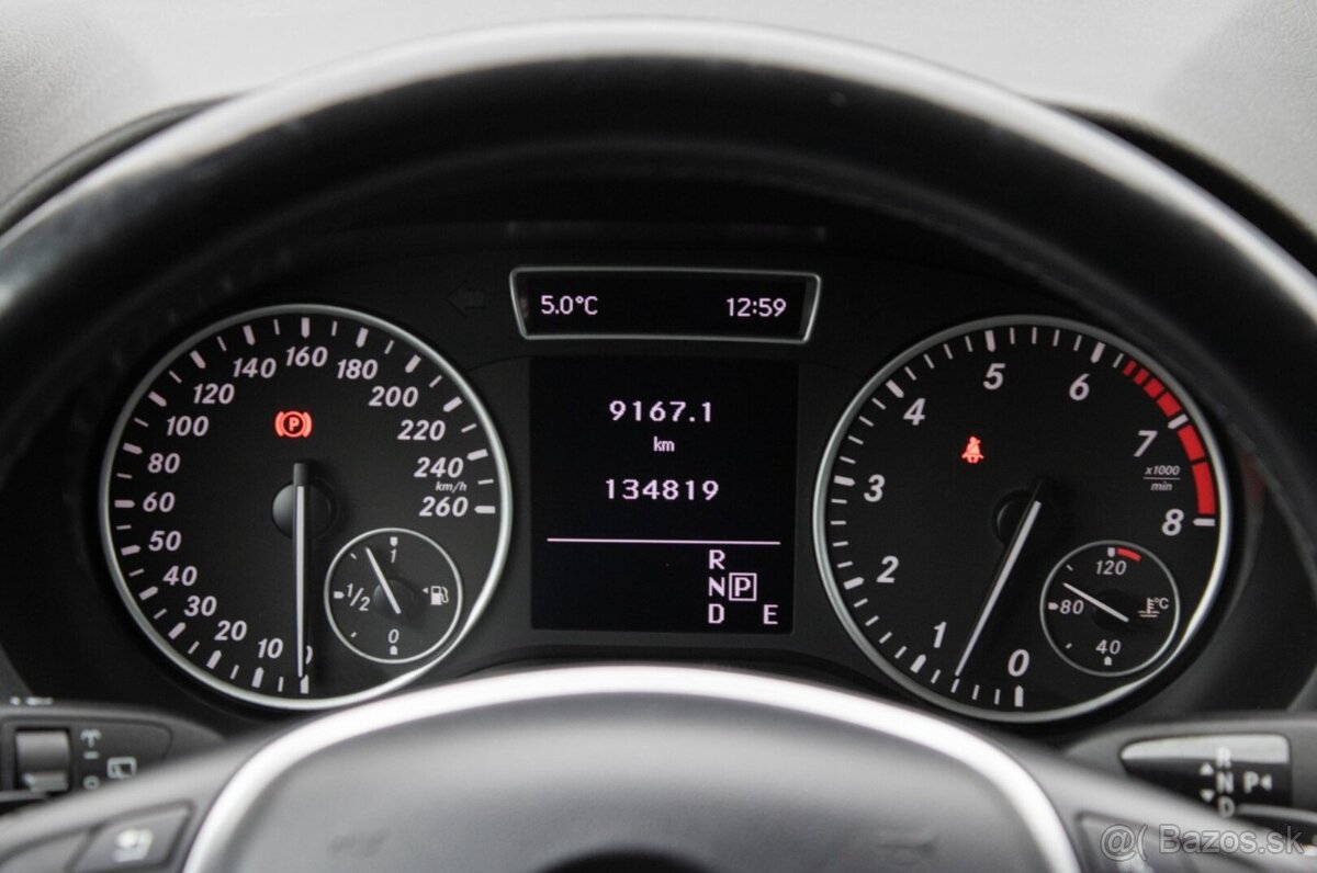 Mercedes-Benz B 180 - 14