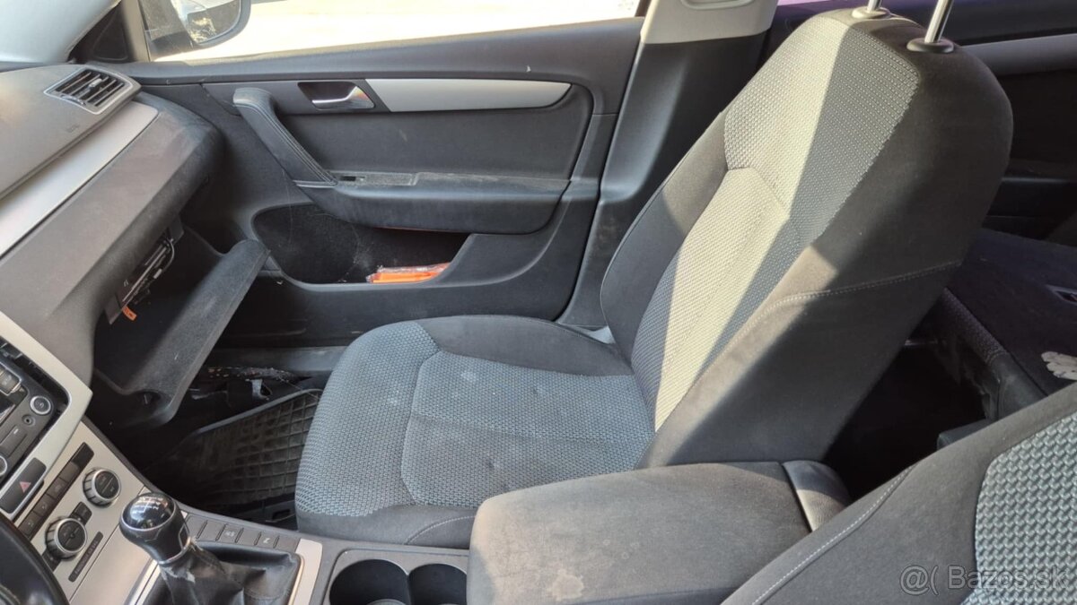 Volkswagen Passat B7 1,6TDI 77kw kód motora: CAY - 14