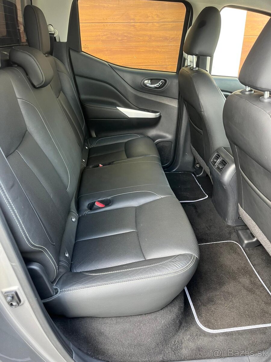 Nissan Navara Double Cab 190 - 14