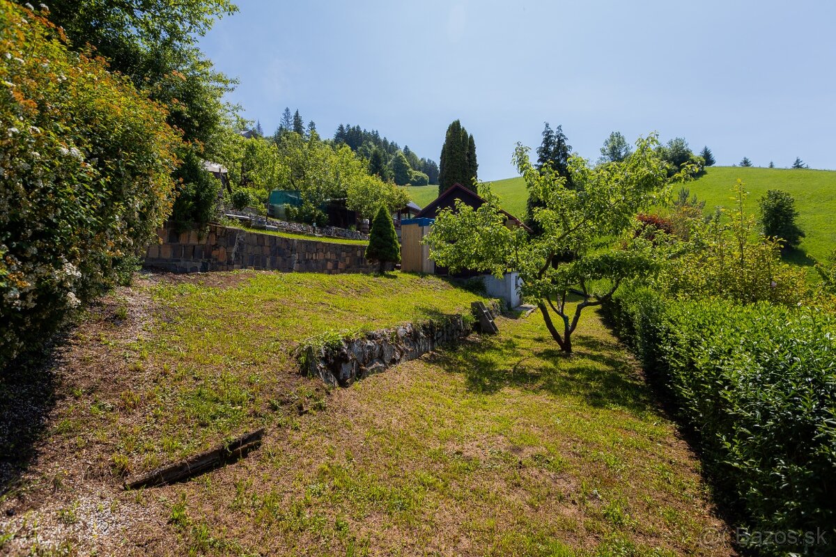 Záhradná chatka s krásnym výhľadom na predaj - 14