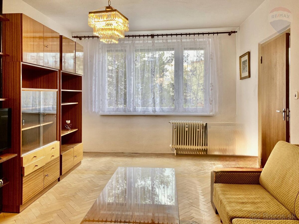 NA PREDAJ 2- izbový byt 63 m2 - lokalita Sídlisko Sever – u - 14