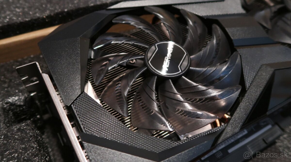 Predám GPU AMD Radeon RX 6600 XT AsRock Challenger - 14