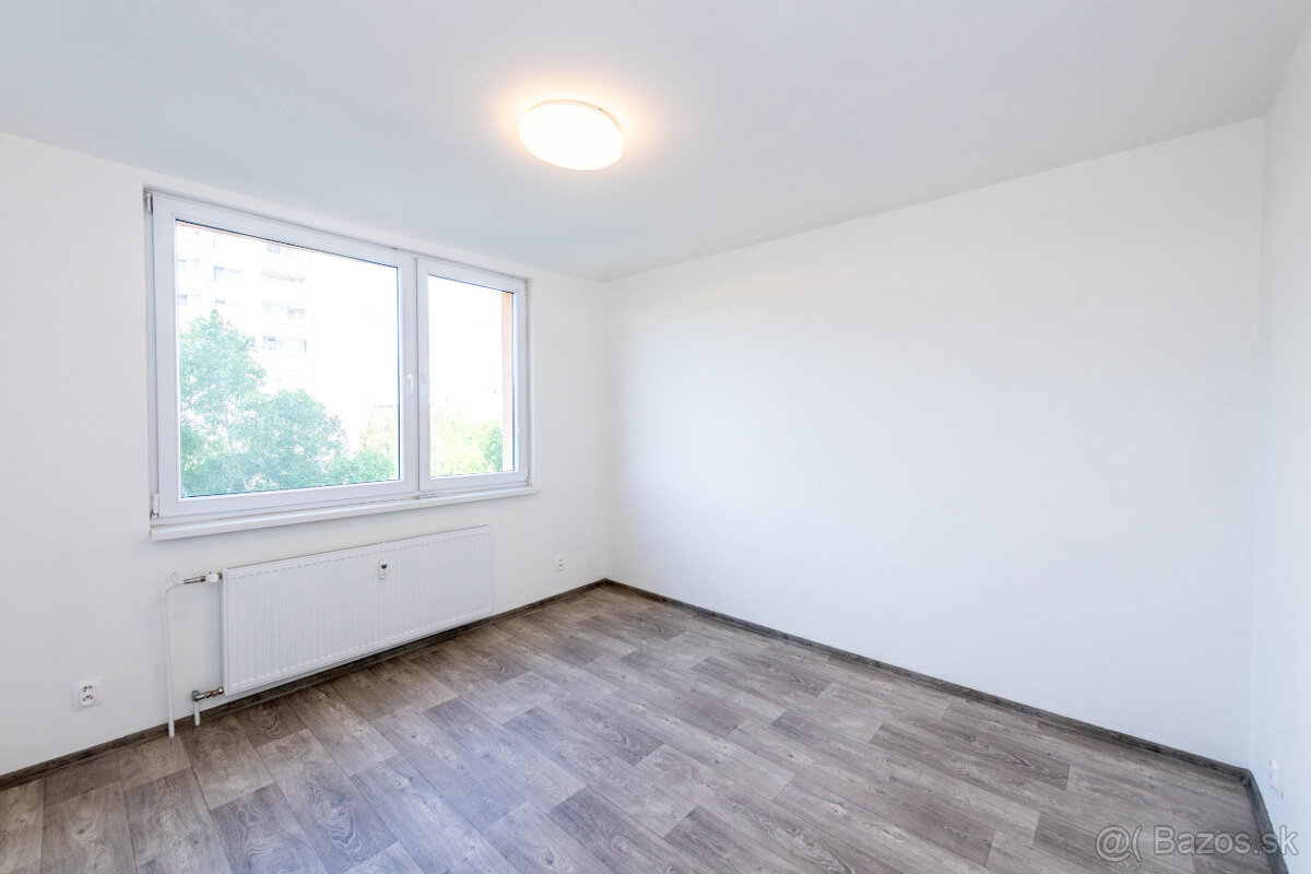 Ponúkame na prenájom nezariadený 2 izbový byt v Humennom - 14