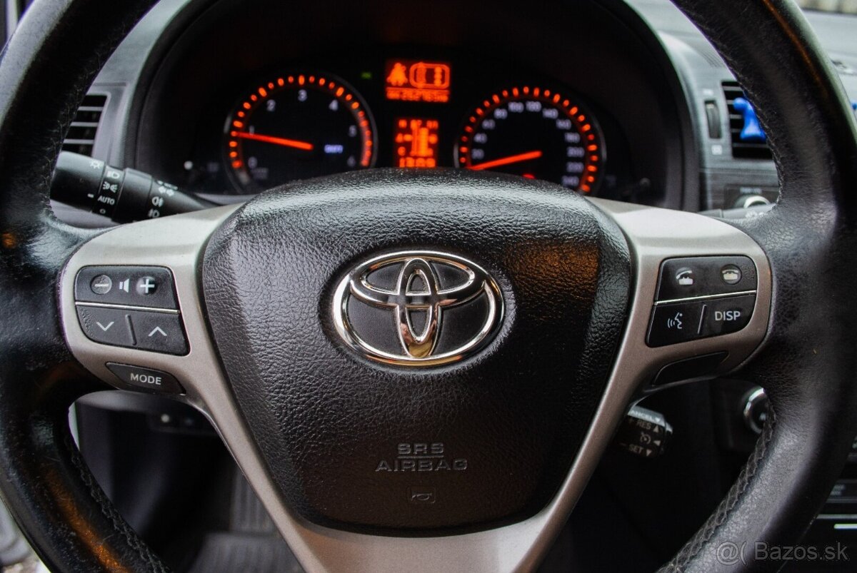 Toyota Avensis 2.0l D-4D - 14