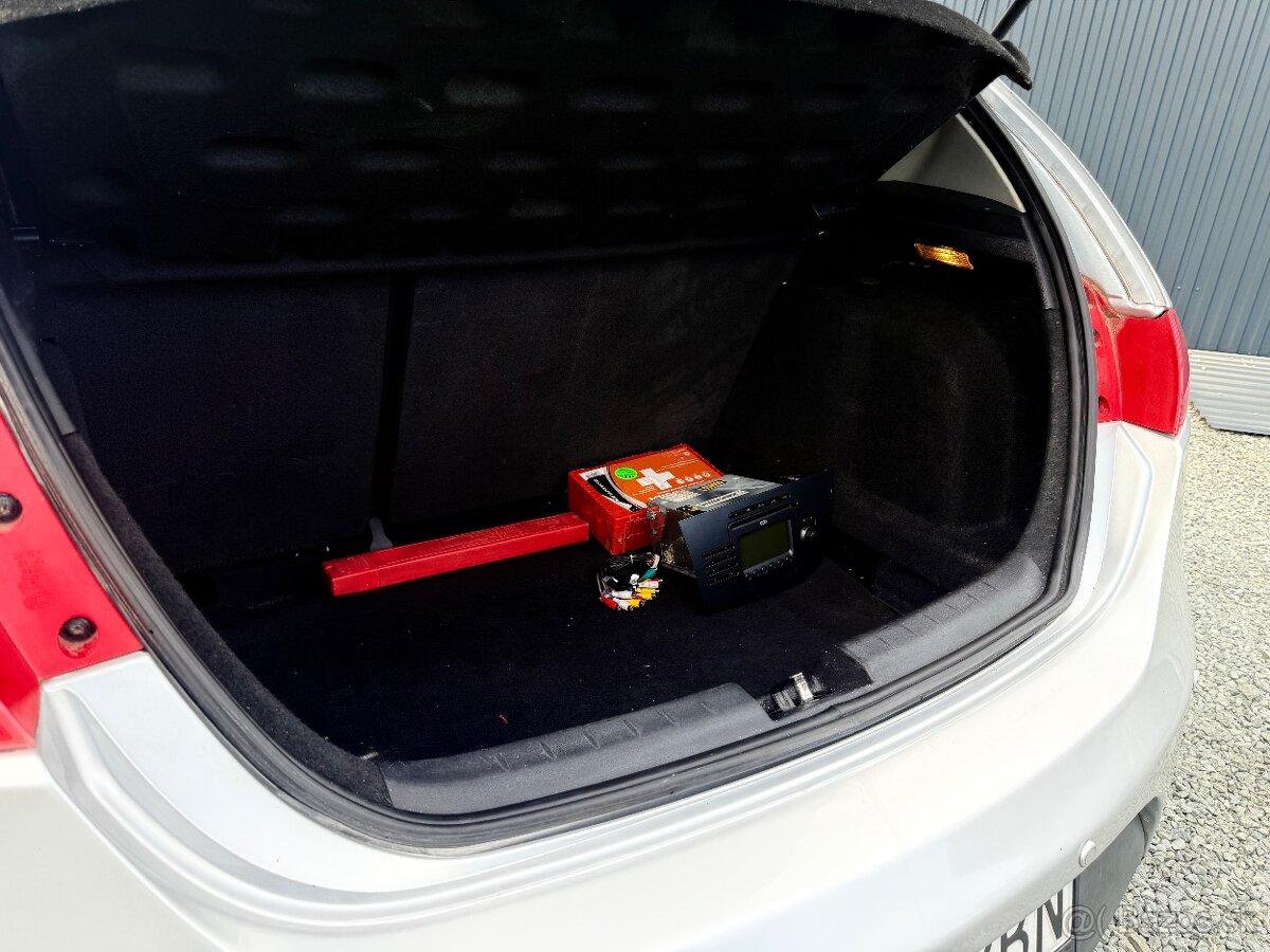 Seat Leon FR 2l benzin - 14