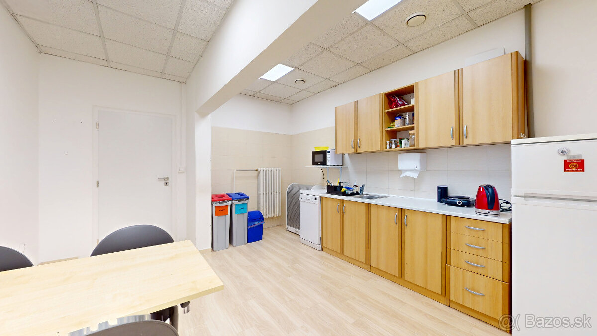 Prenájom kancelárskych priestorov - 14