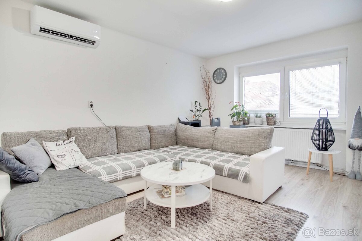 Tehlový 2-izbový byt v centre - Nové Zámky - 14