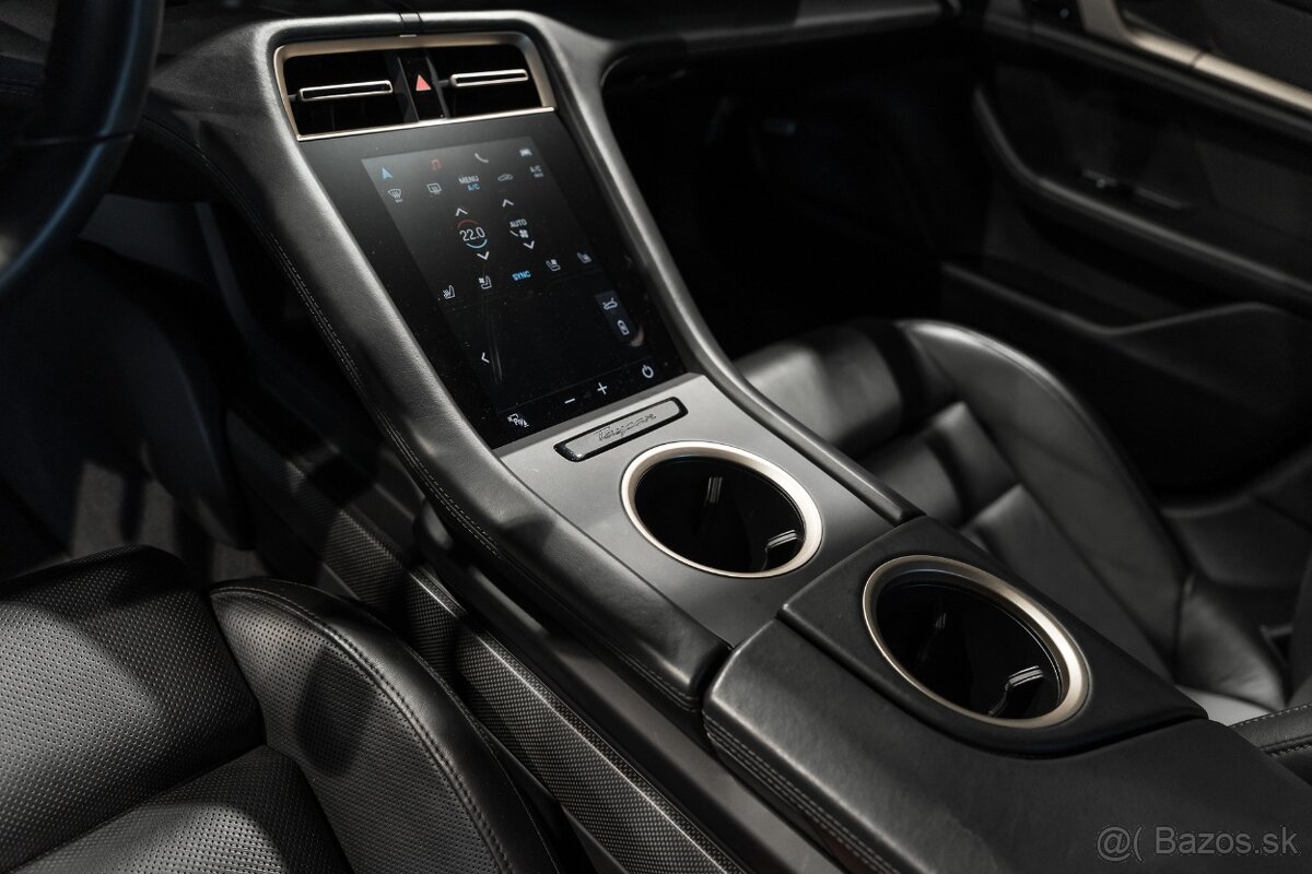 Porsche Taycan Turbo S 93.4 kWh - 14