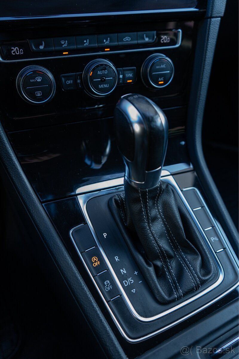 Volkswagen Golf GTD 2.0TDI Virtual - 14