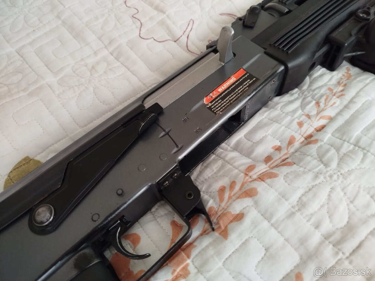 M4AR15 & Kalašnikov airsoft - 14