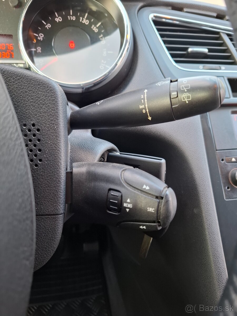 PEUGEOT 5008 1.6 HDI BUSINESS M6 - 14