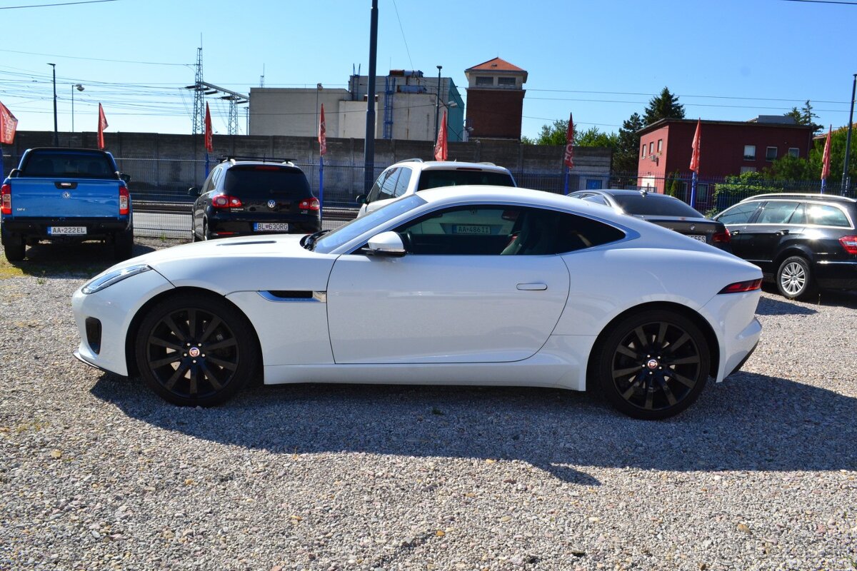 Jaguar F-Type Coupe P300 R-Dymanic - 14