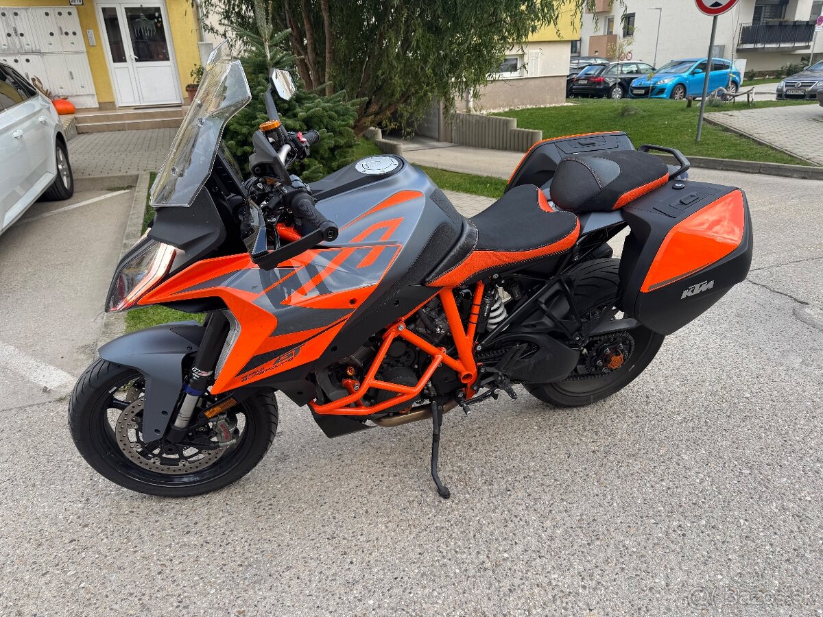 KTM Super Duke GT - 14