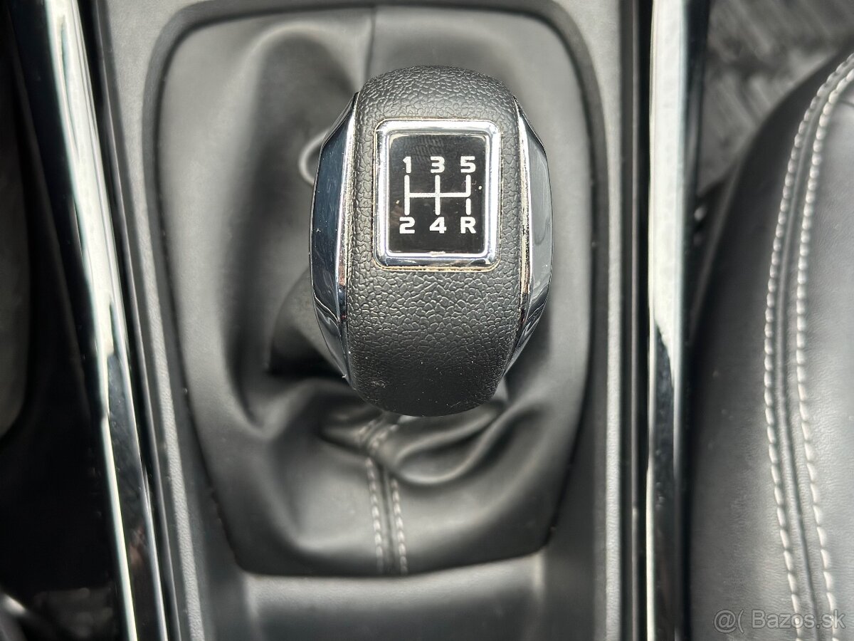 PEUGEOT 2008 1.6 HDI MANUÁL 73kW - 14