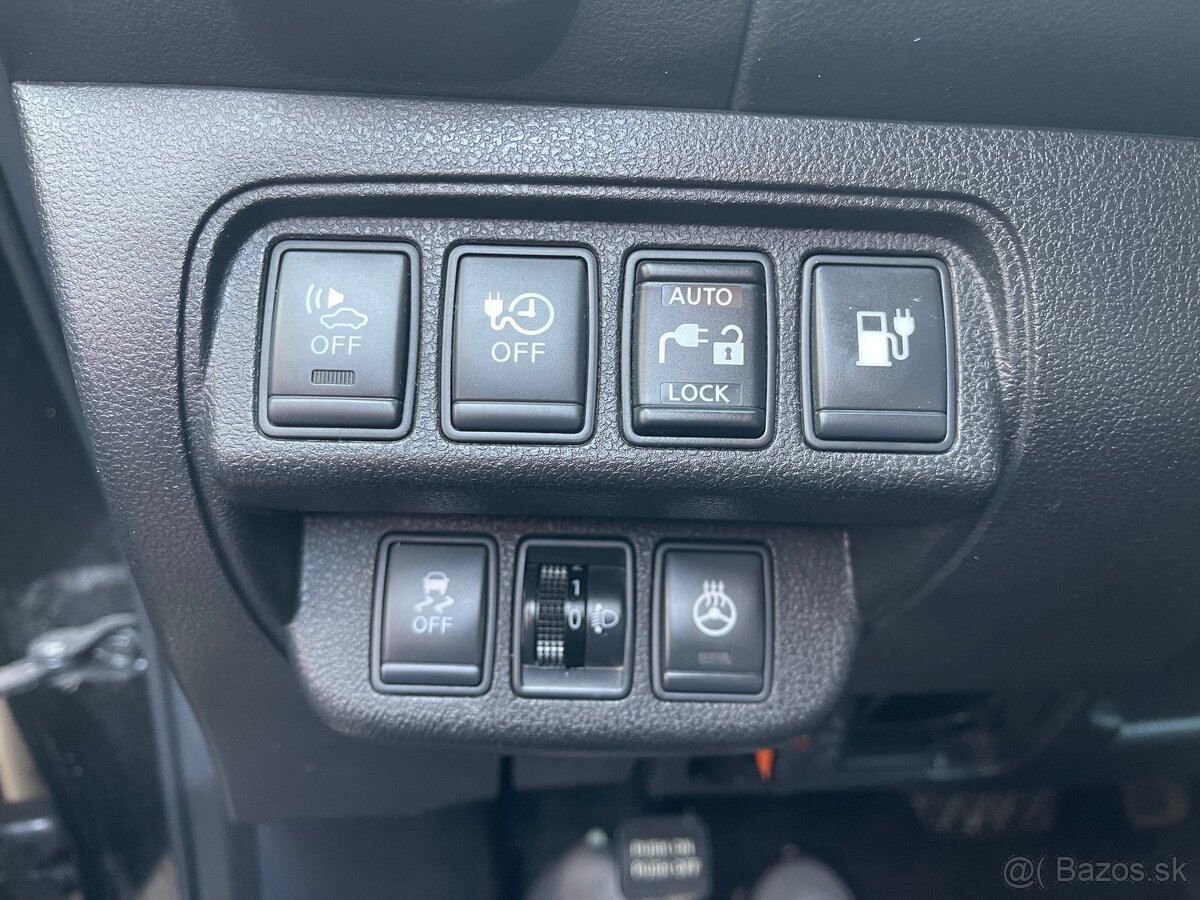 Nissan Leaf Elektro iba 55435km - 14