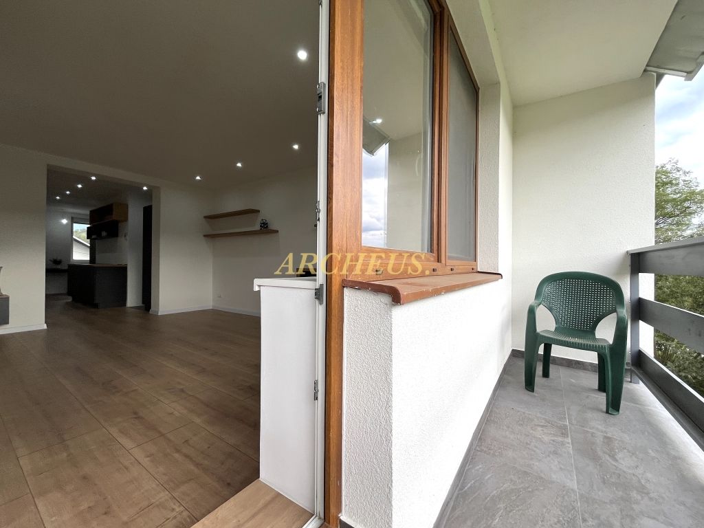 PREDAJ - 3 IZBOVÝ BYT S GARÁŽOU A LOGGIAMI, KURIMA, BARDEJOV - 14