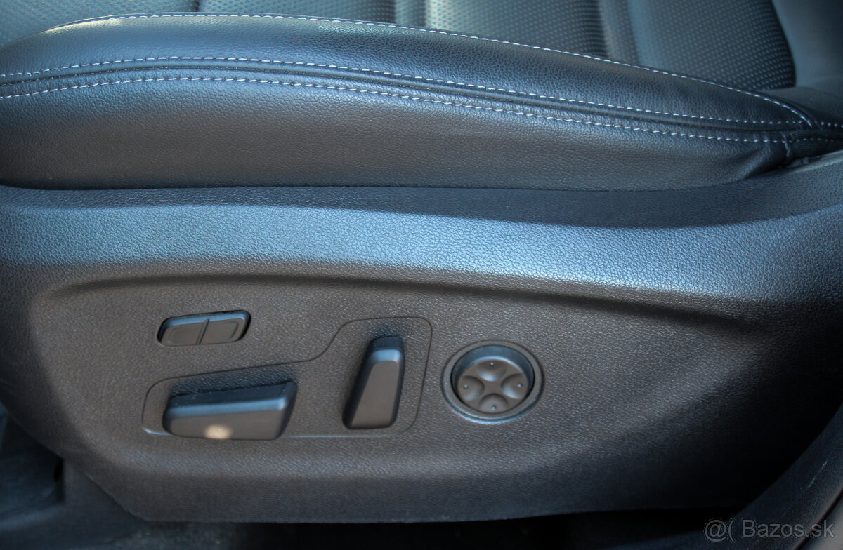 Kia Sorento 2.2 CRDi Platinum A/T DPH 1.Majiteľ SK - 14