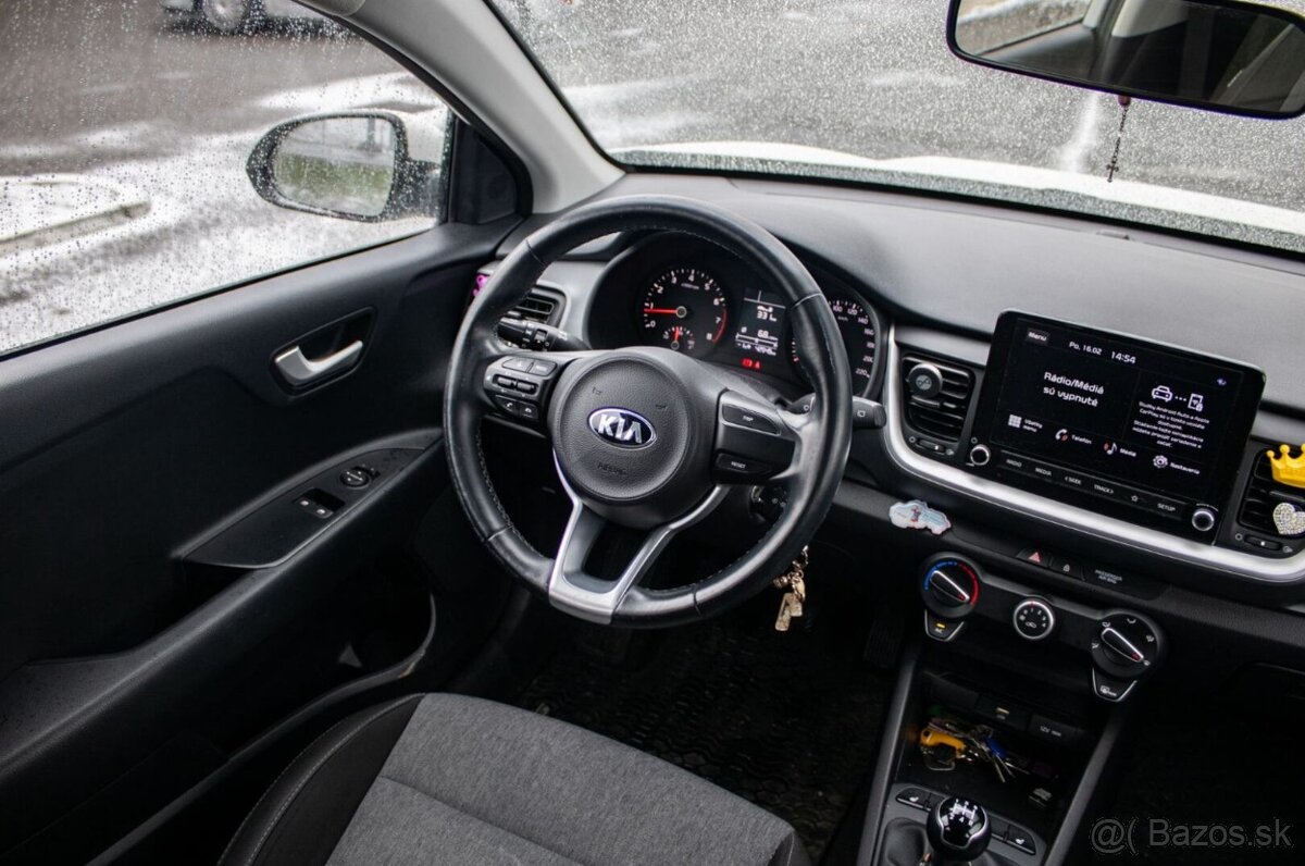 Kia Stonic 1.2 - 14