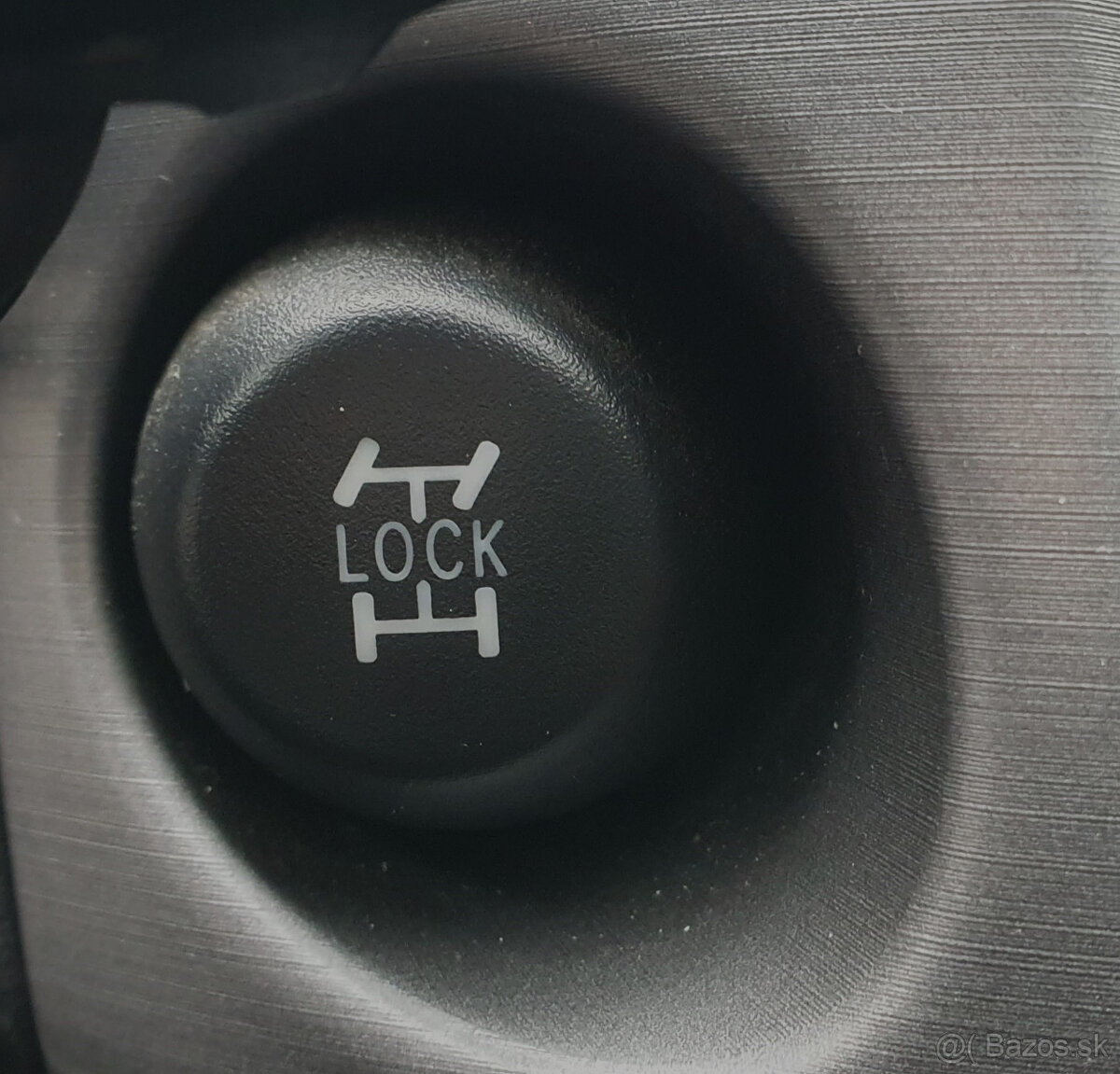 Toyota Rav4 2.0i, 112kw., Sol, 2009, 4x4, Tažné, Bez koroze. - 14