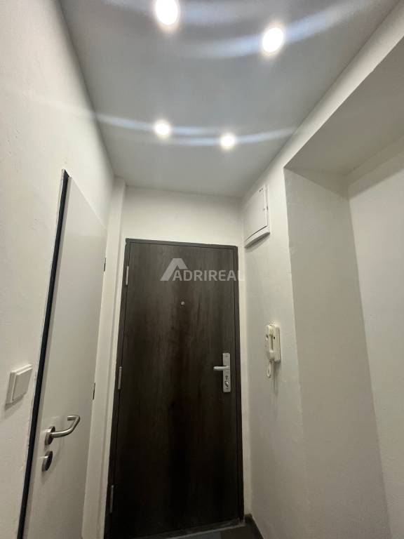 NOVÁ CENA: 3i byt s dvoma balkónmi; 63,6 m2; Zvolen-Centrum; - 14