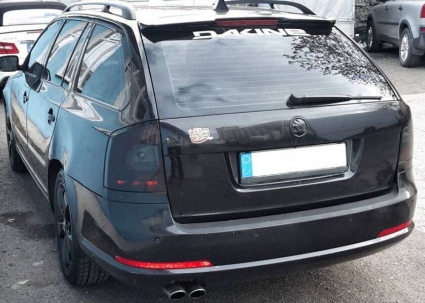 Skoda čierny znak čierne loga emblemy - 14