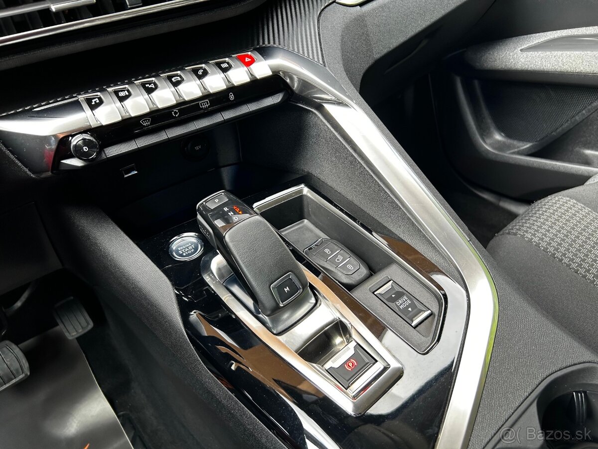 Peugeot 3008 1.2 PureTech 130k Active Pack A/T - 14