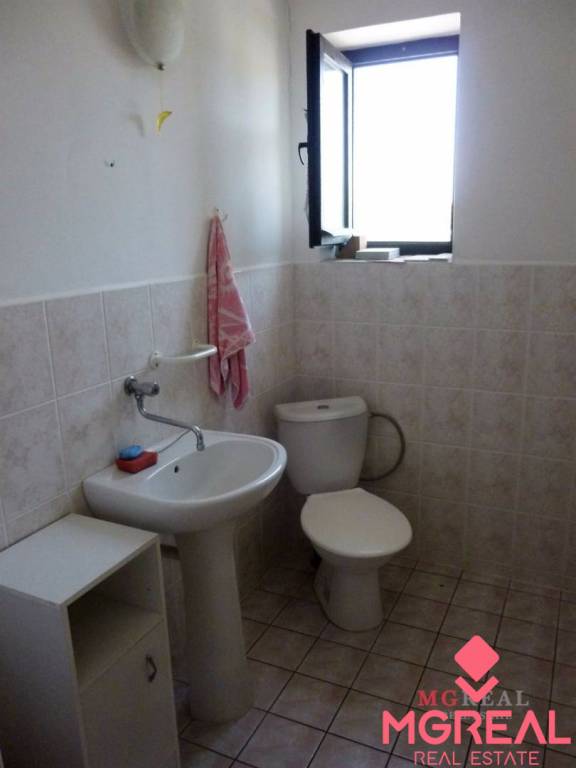 Podnikanie - bývanie - 2x dom Topoľčany - 14