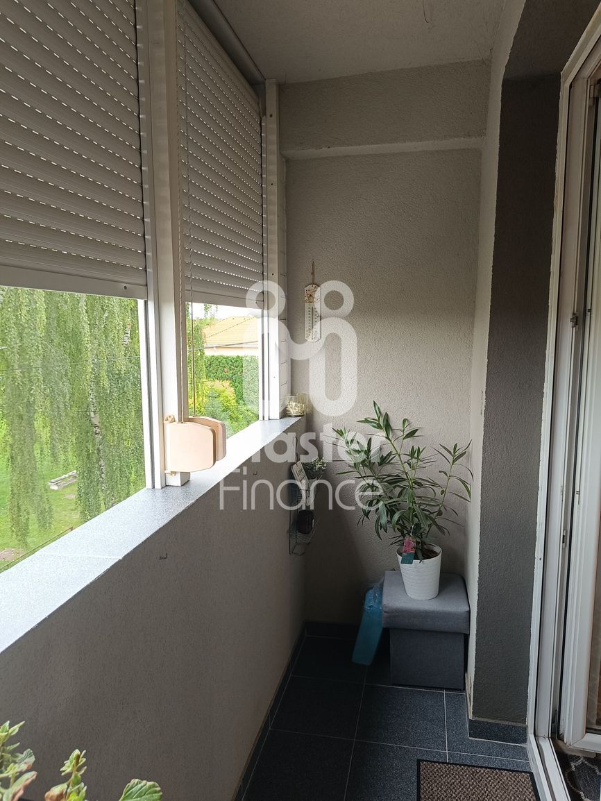 Znížená cena 4-izbový byt s loggiou Žabokreky nad Nitrou - 14