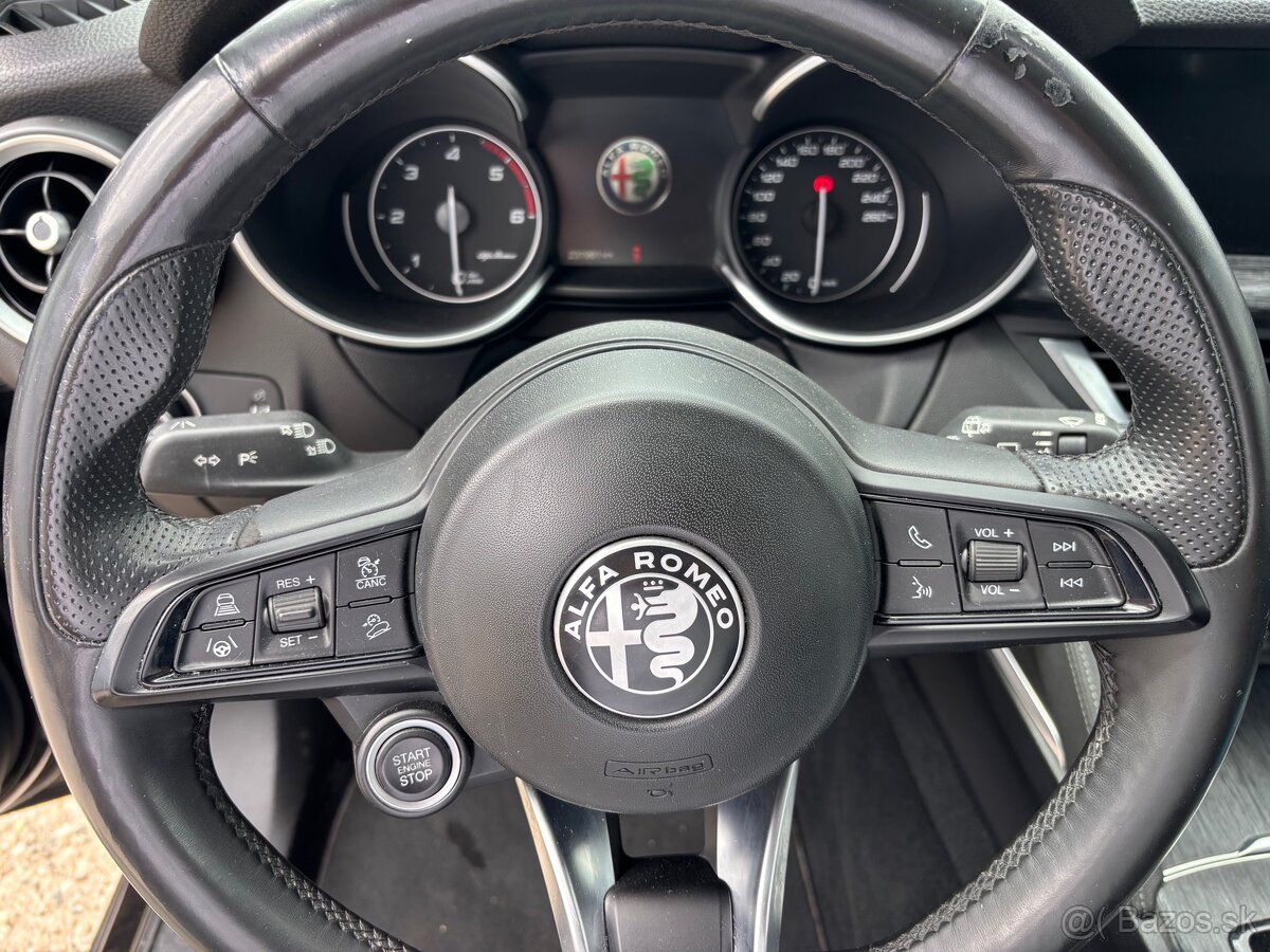 ALFAROMEO Stelvio 2.2D MY2020 - 14