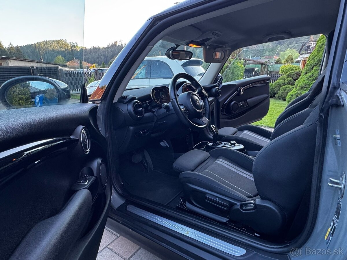 Mini Cooper S Essential 2022 (13 000 € odpočet DPH) - 14