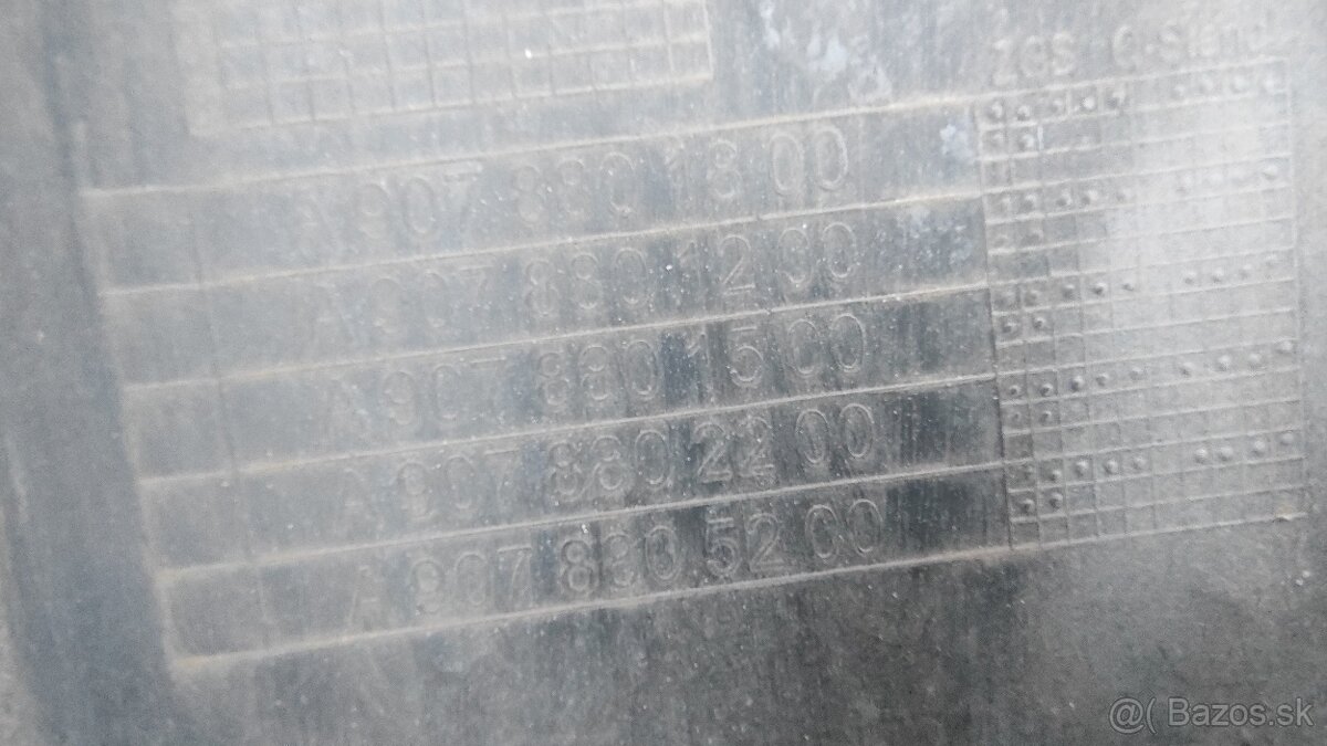 Proace Traveller Jumpy Vivaro Sprinter - Zadny roh naraznik - 14