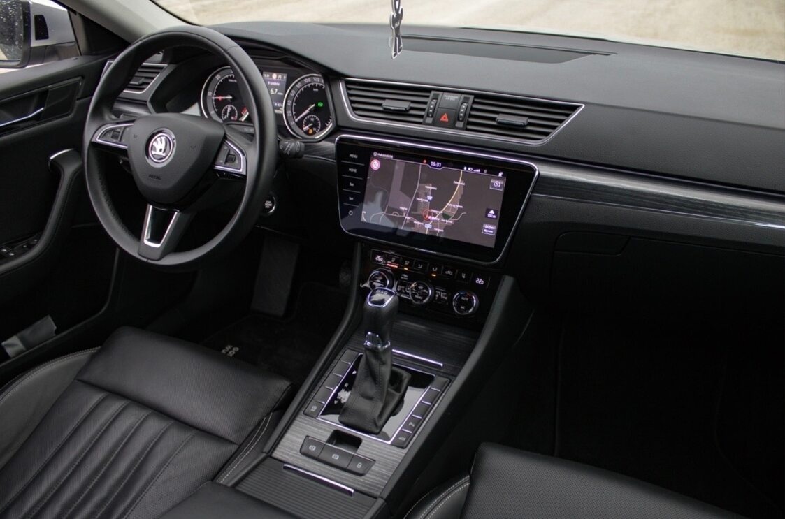 Škoda Superb 2.0 TDI DSG 2019 - 14