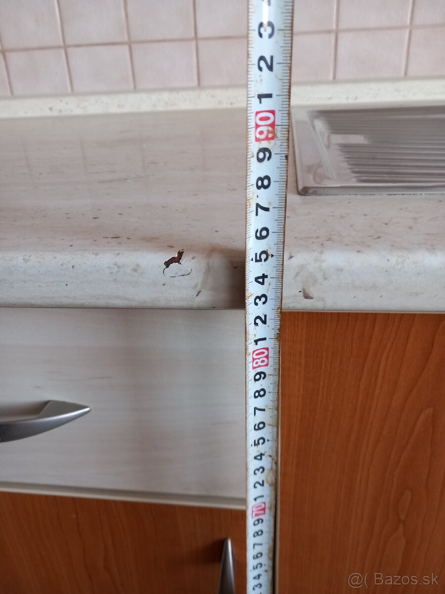 Rohová kuchynská linka - 14