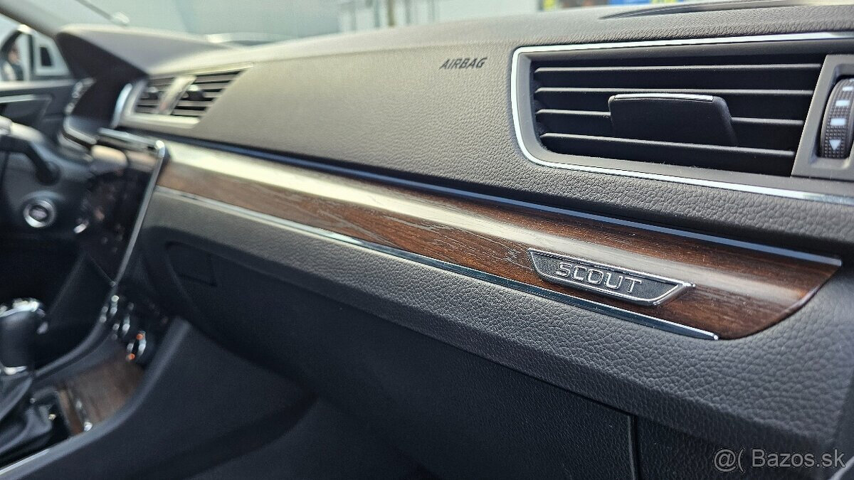 Škoda Superb Combi Scout 2.0 TDI 140kW 4x4 DSG 2020 190000km - 14