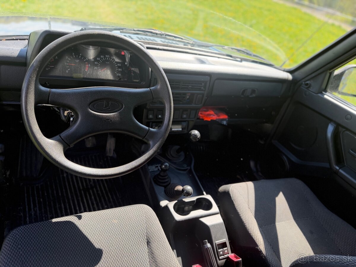 Lada 4x4 Niva - 14