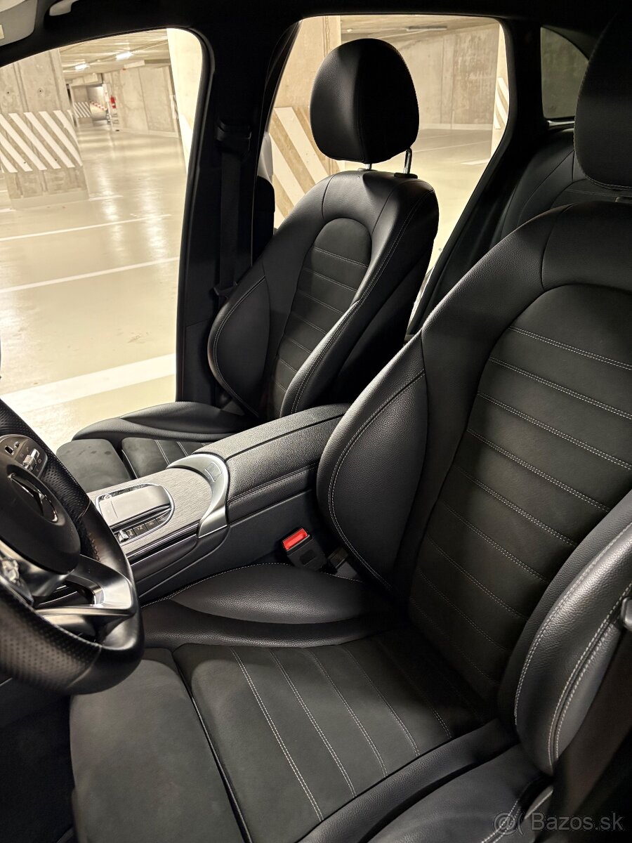 Mercedes-Benz GLC 200 4MATIC AMG - 14